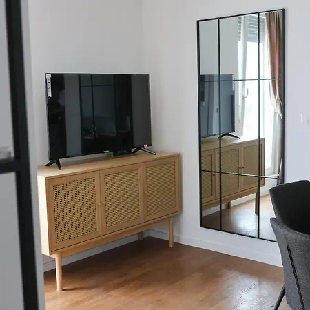 Apartman Bright With Garage *