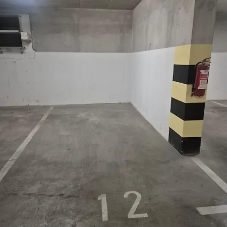 Bright With Garage Apartman Split